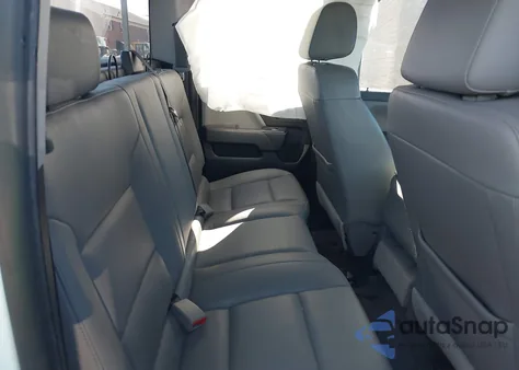 2017 Chevrolet Silverado 2500Hd Wt z USA, uszkodzony, nr VIN 1GC2KUEG5HZ197884